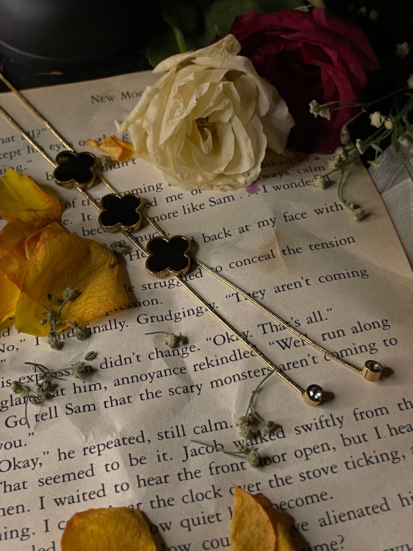 Midnight Luck (The black color + the luck of the clover) Pendant