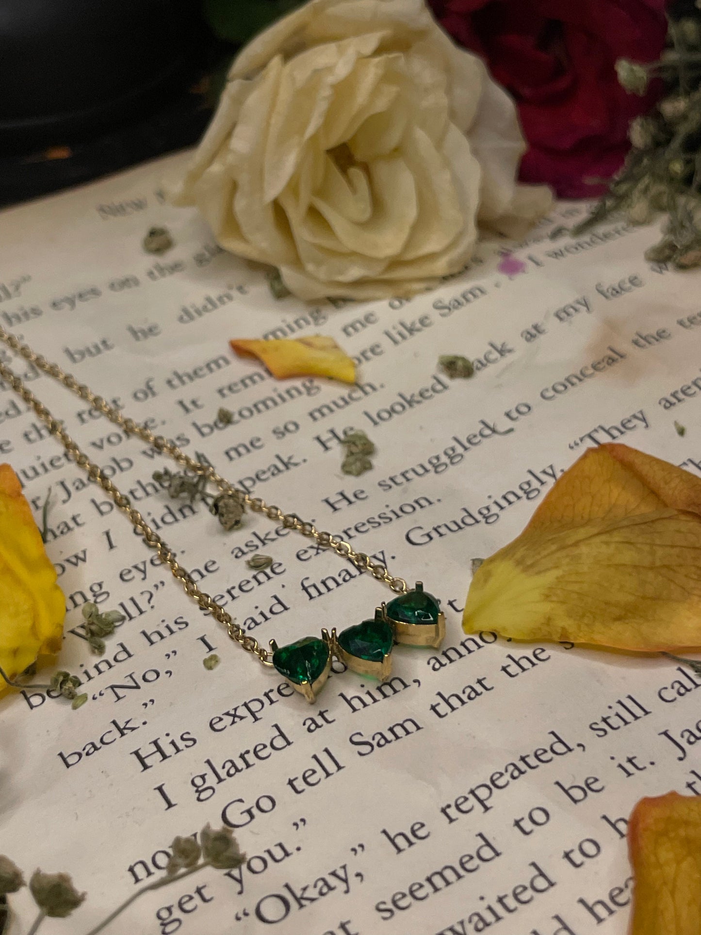 Amoura Émeraude Pendant