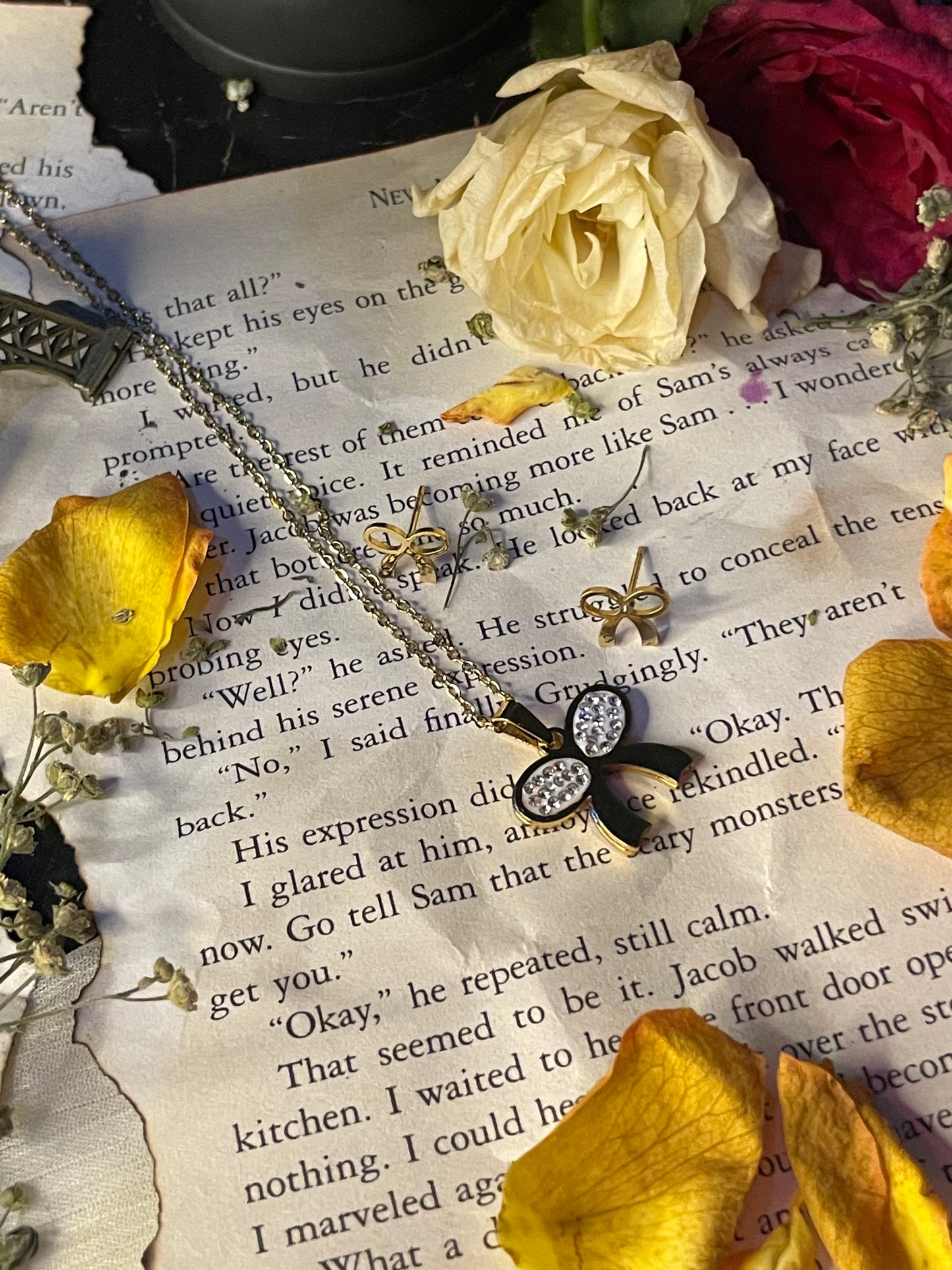 Tied with Love Set