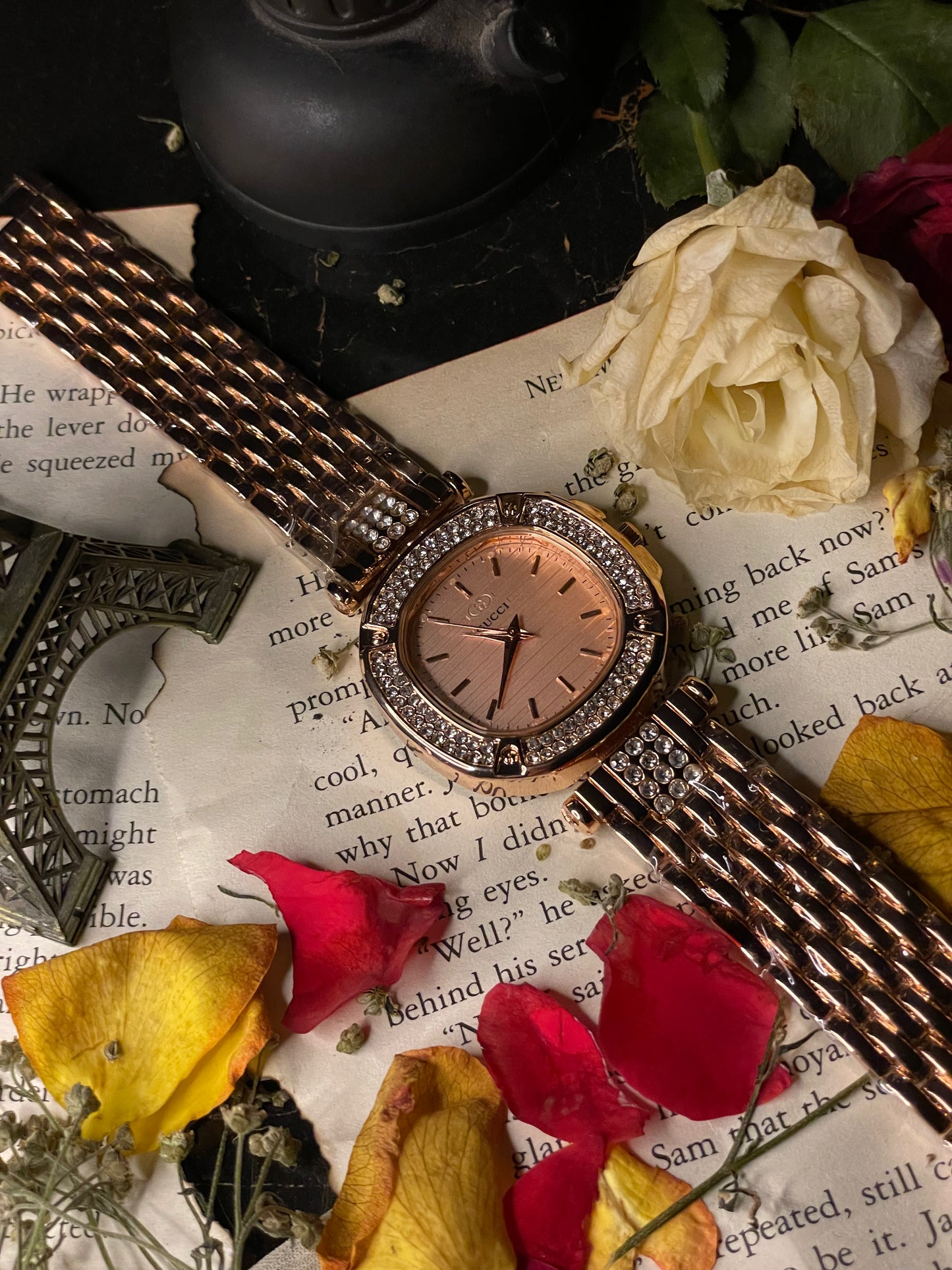 Gucci Rose Gold- Diamond Dial (Chain-Strap)
