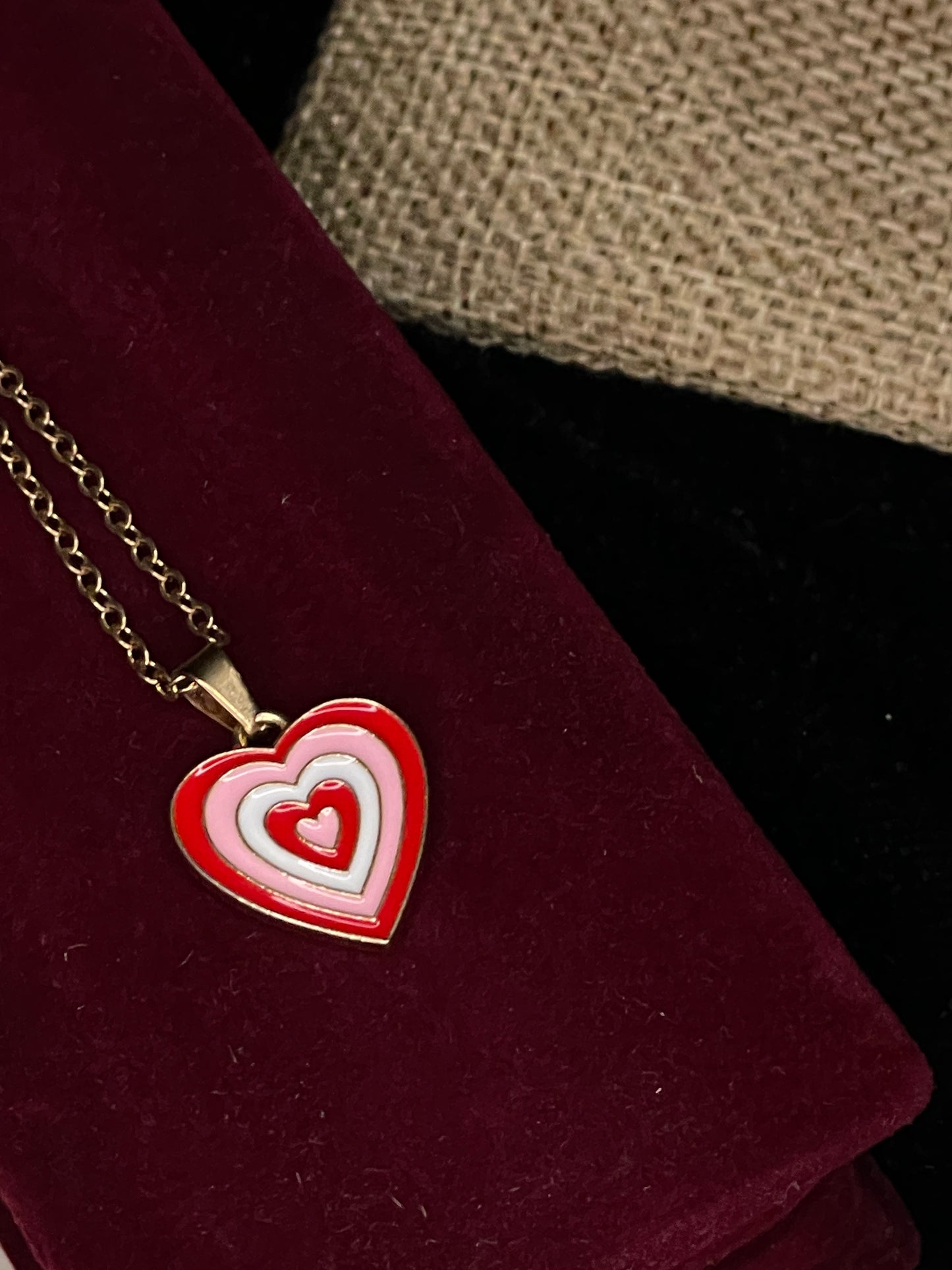 Retro Heart Pendant (Red&White)